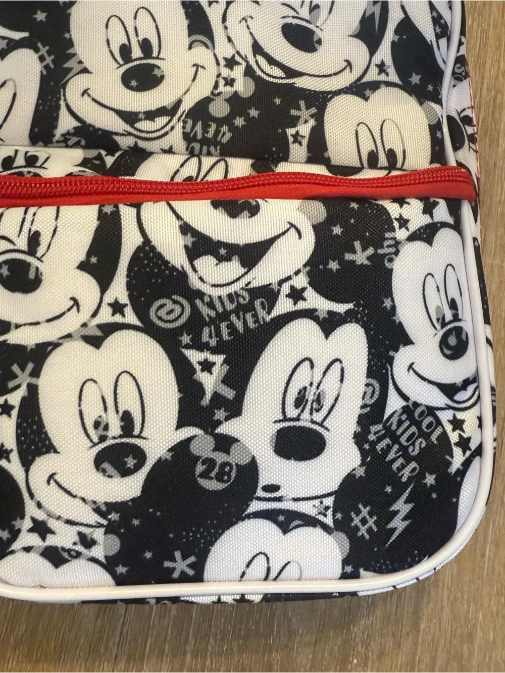 NEW WITH TAG Disney Mickey Mouse Lunch Bag Cool Kids 4 Ever Black & White, Red